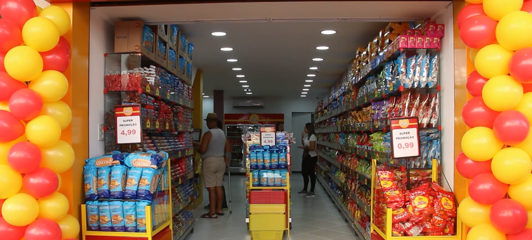 Vídeo: Casa do Biscoito é inaugurada no Calçadão de Santos Dumont